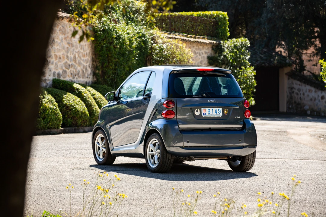 2012 Smart Fortwo 2nd Gen - Image 4 of 31