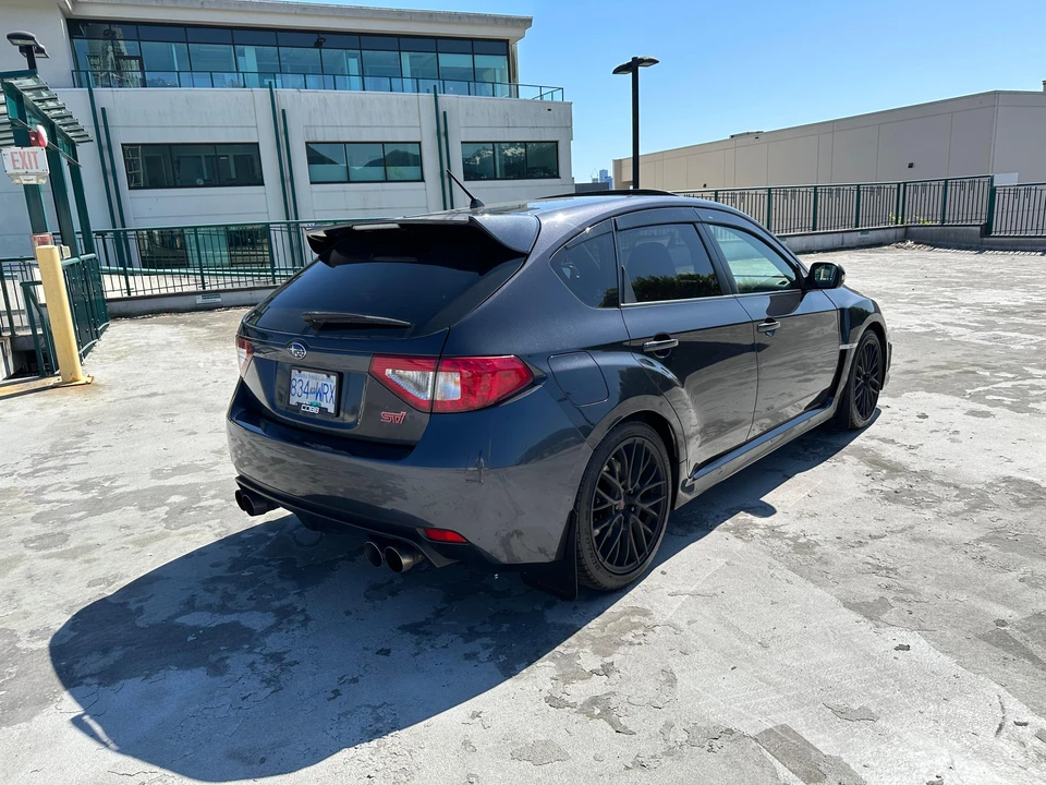 2012 Subaru Impreza WRX STi 3rd Gen - Image 27 of 31