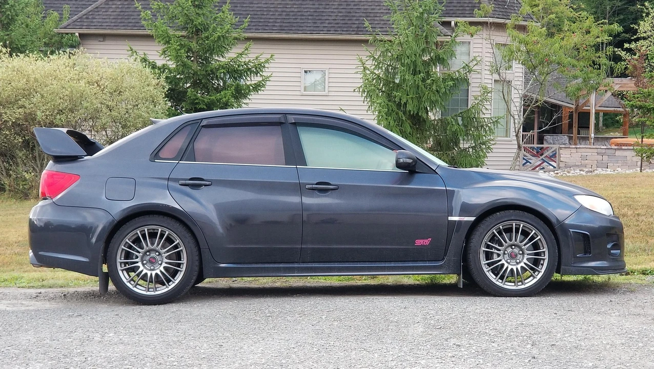2012 Subaru Impreza WRX STi 3rd Gen - Image 17 of 31