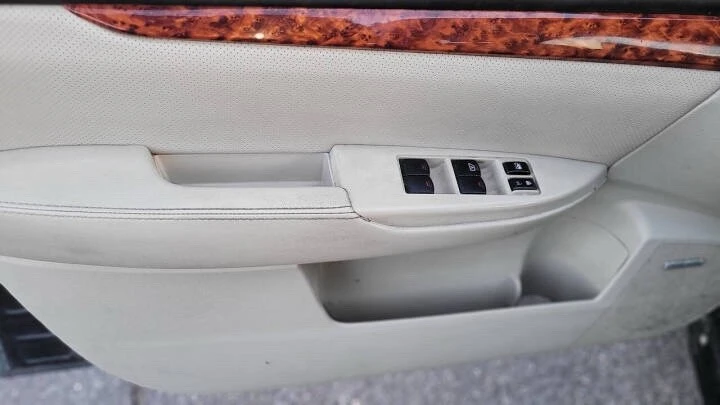 2012 Subaru Legacy 5th Gen - Image 13 of 24