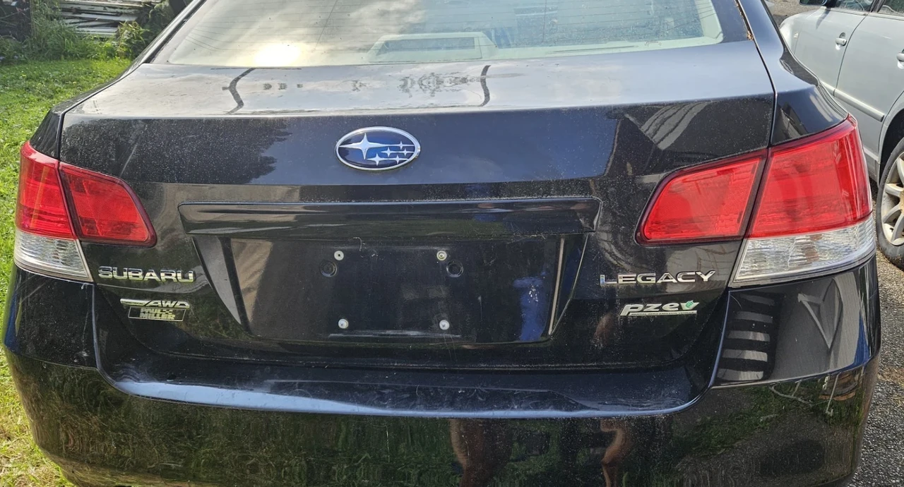 2012 Subaru Legacy 5th Gen - Image 5 of 9