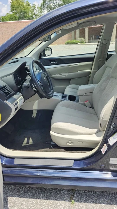 2012 Subaru Legacy 5th Gen - Image 9 of 13
