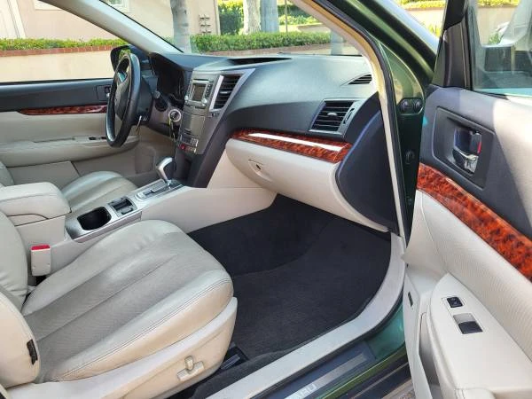 2012 Subaru Outback 4th Gen - Image 11 of 16