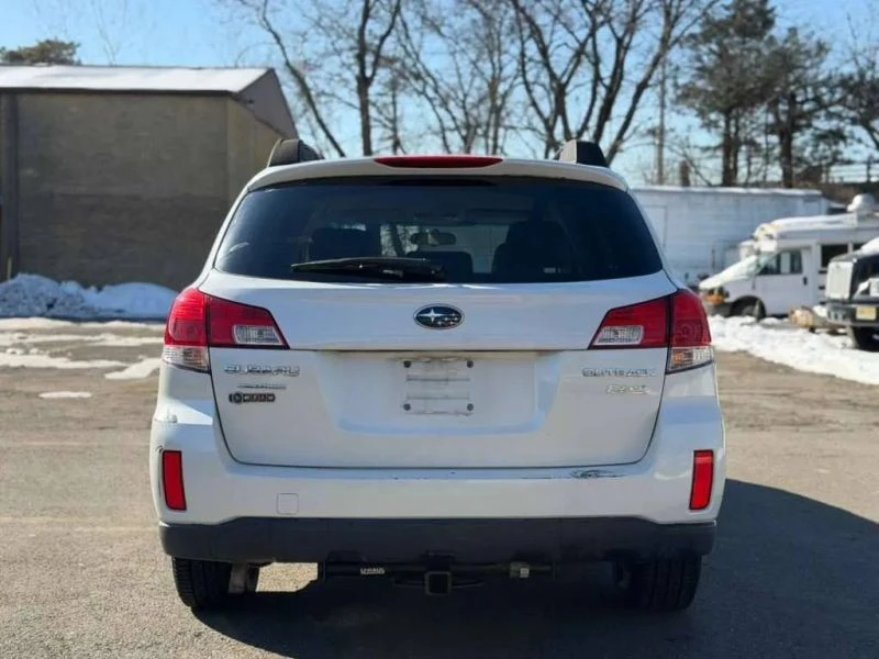 2012 Subaru Outback 4th Gen - Image 5 of 12