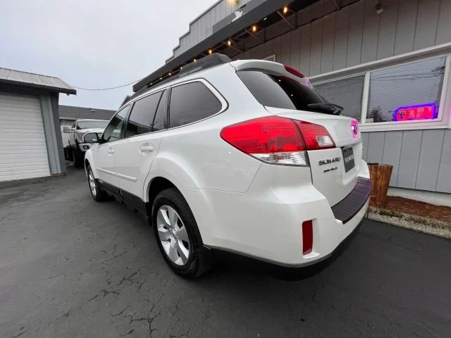 2012 Subaru Outback 4th Gen - Image 10 of 21
