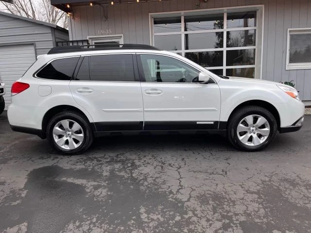 2012 Subaru Outback 4th Gen - Image 8 of 21