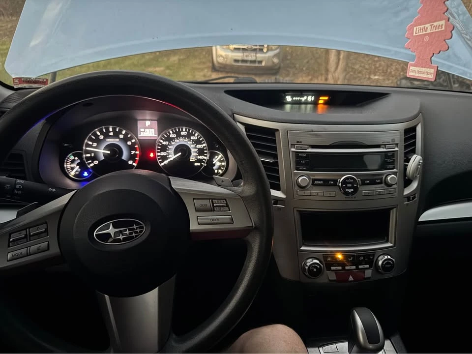 2012 Subaru Legacy 5th Gen - Image 7 of 11