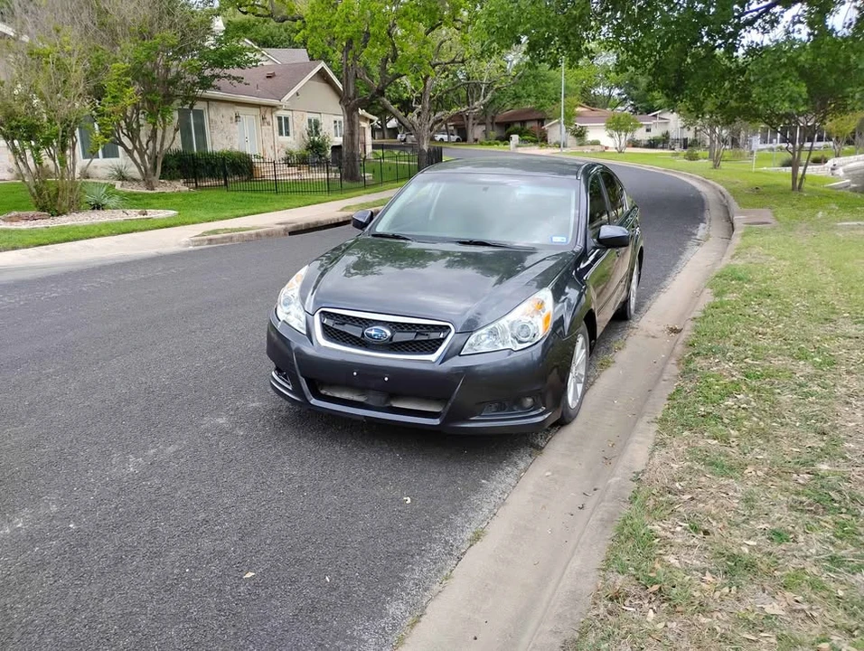 2012 Subaru Legacy 5th Gen - Image 5 of 8