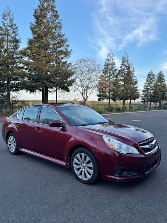 2012 Subaru Legacy 5th Gen - Image 2 of 18