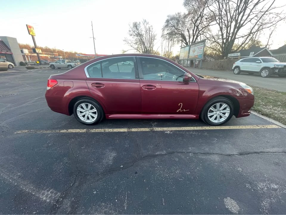 2012 Subaru Legacy 5th Gen - Image 5 of 18