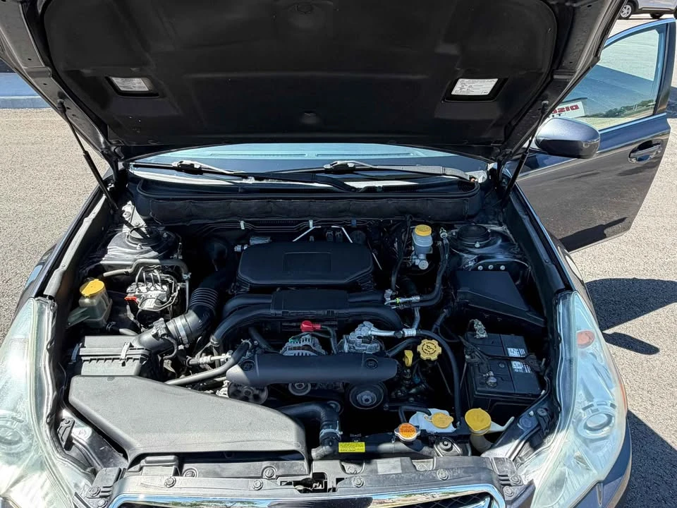 2012 Subaru Legacy 5th Gen - Image 8 of 9
