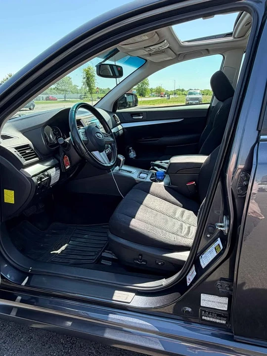 2012 Subaru Legacy 5th Gen - Image 7 of 9