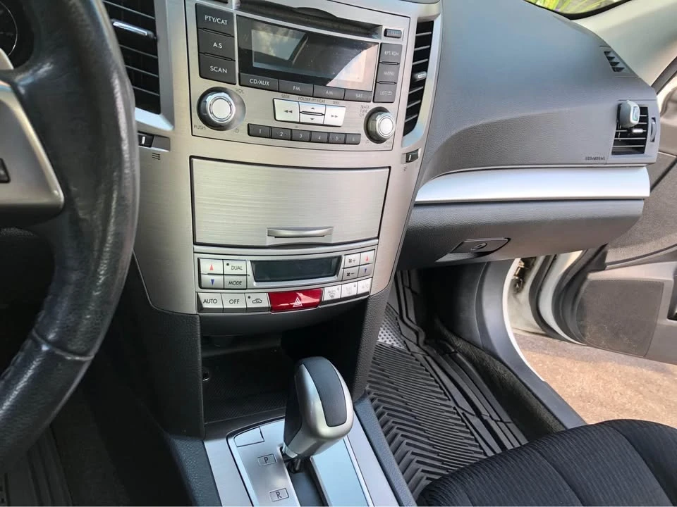 2012 Subaru Legacy 5th Gen - Image 7 of 15