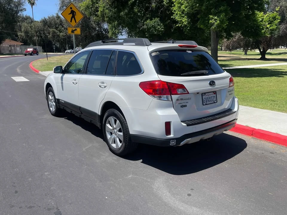 2012 Subaru Outback 4th Gen - Image 14 of 14
