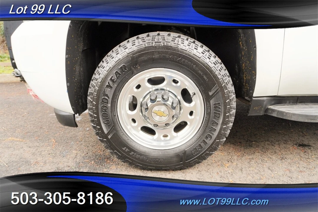2012 Chevrolet Suburban 10th Gen - Image 3 of 4