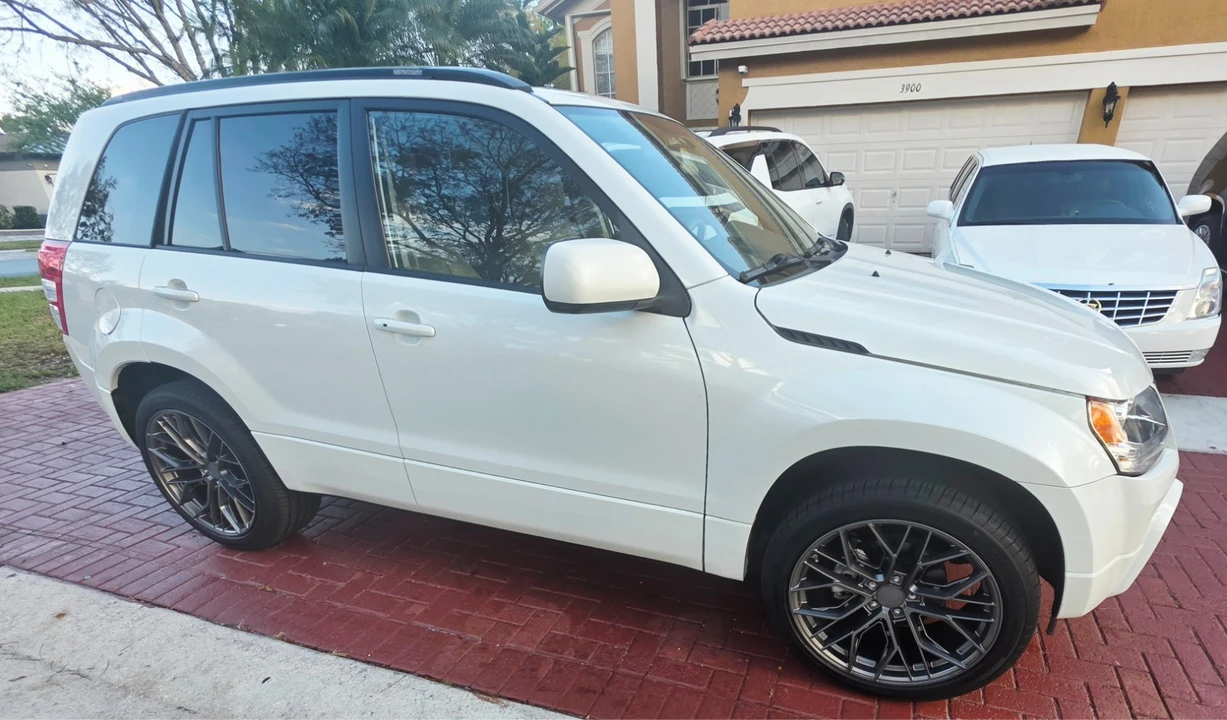 2012 Suzuki Vitara 3rd Gen - Image 2 of 21