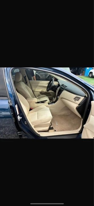2012 Suzuki - Image 5 of 8