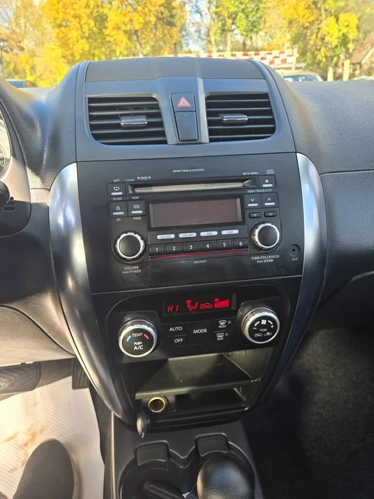 2012 Suzuki SX4 1st Gen - Image 9 of 10