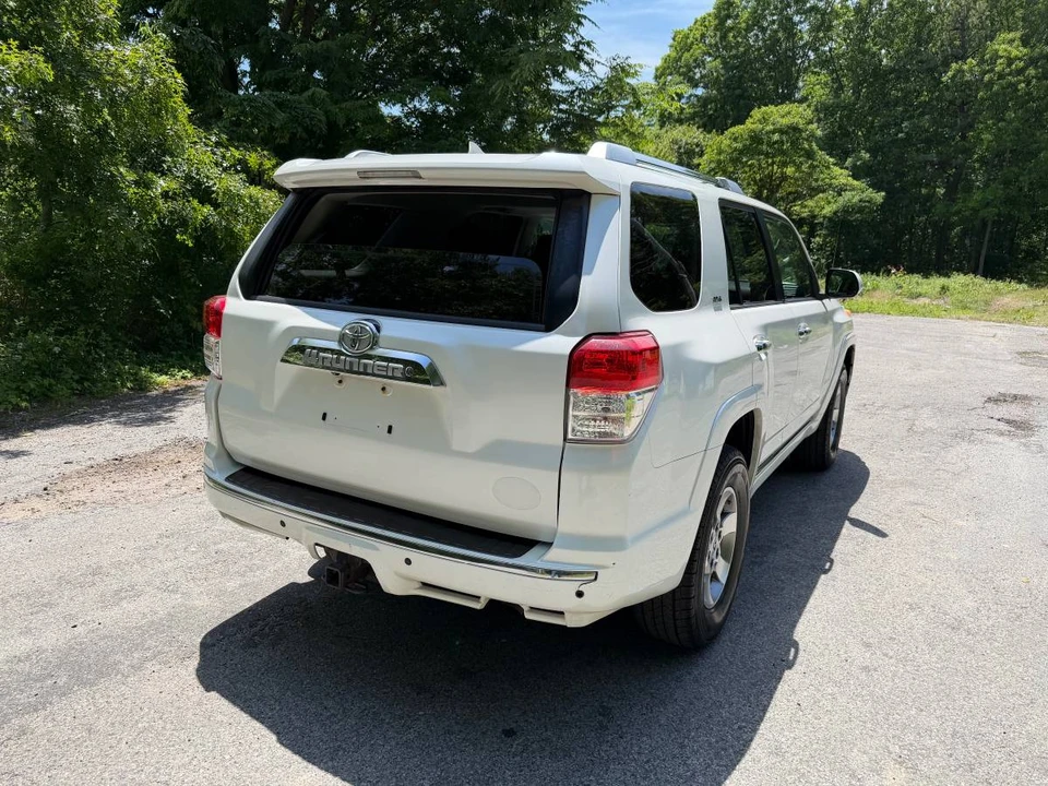 2012 Toyota 4Runner 5th Gen - Image 8 of 17