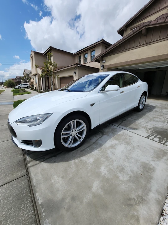 2012 Tesla Model S - Image 12 of 31