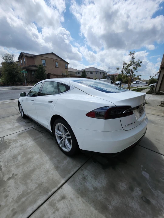 2012 Tesla Model S - Image 18 of 31