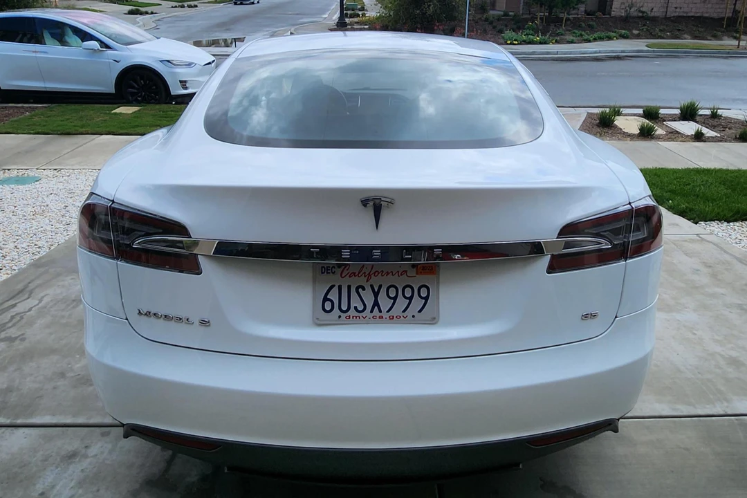 2012 Tesla Model S - Image 5 of 31