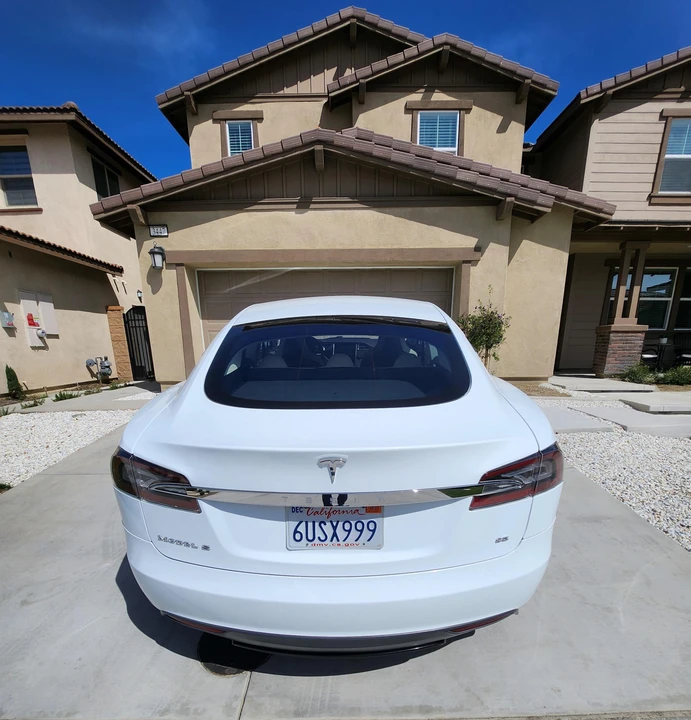 2012 Tesla Model S - Image 21 of 31