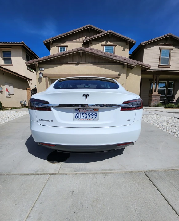 2012 Tesla Model S - Image 23 of 31