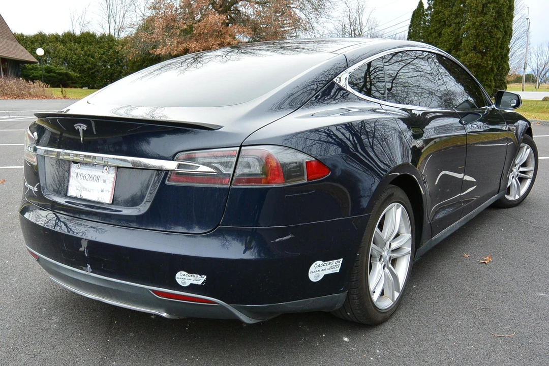2012 Tesla Model S - Image 4 of 5
