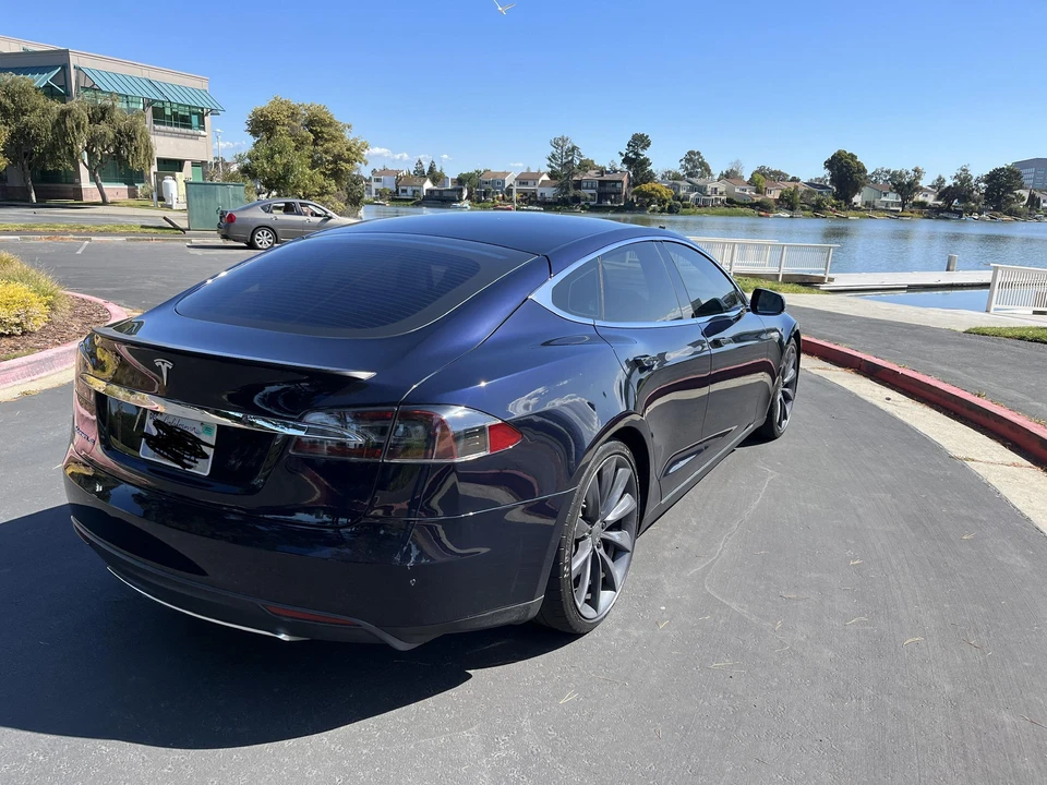 2012 Tesla Model S - Image 14 of 31