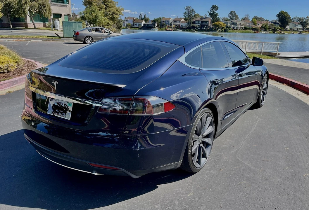 2012 Tesla Model S - Image 16 of 31