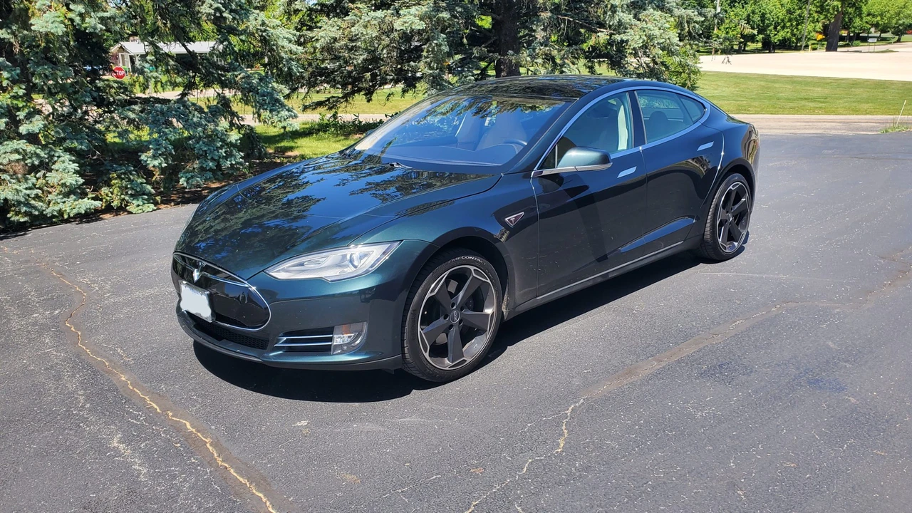 2012 Tesla Model S - Image 3 of 31