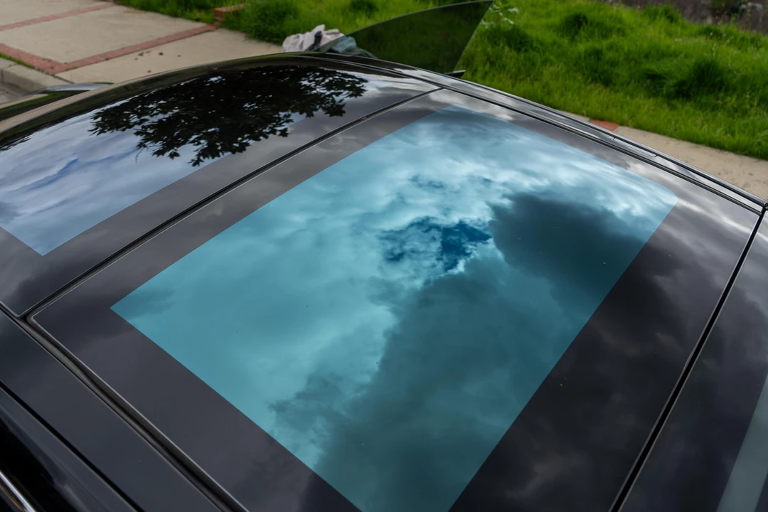 2012 Tesla Model S - Image 16 of 31