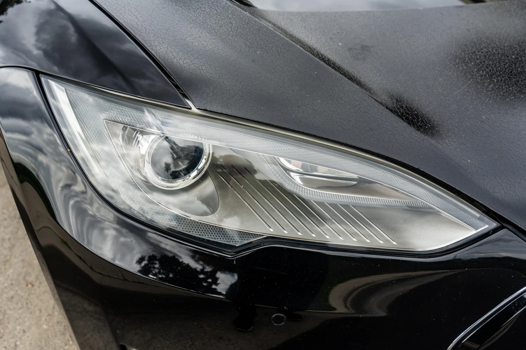2012 Tesla Model S - Image 19 of 31