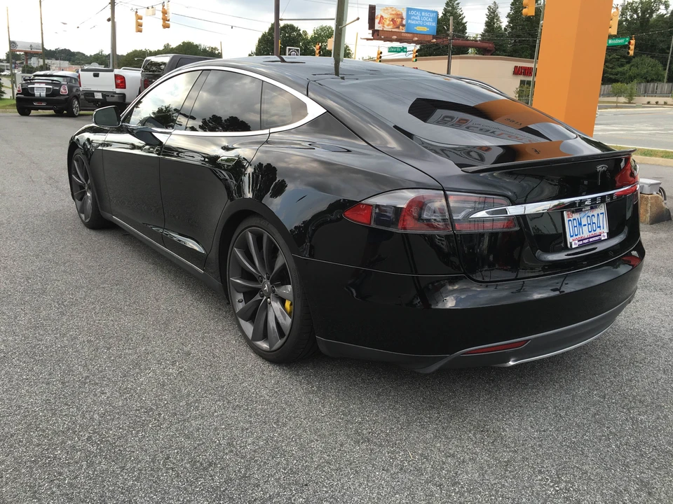 2012 Tesla Model S - Image 4 of 9