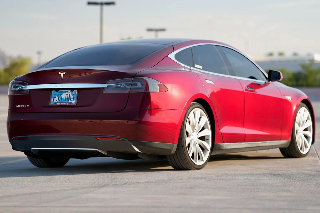 2012 Tesla Model S - Image 4 of 31
