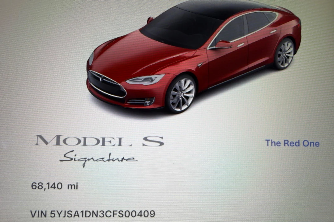 2012 Tesla Model S - Image 18 of 31