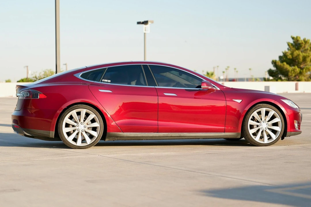 2012 Tesla Model S - Image 3 of 31