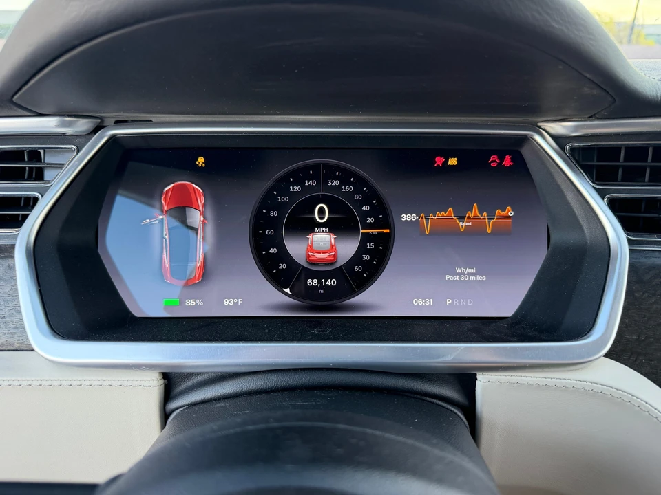 2012 Tesla Model S - Image 25 of 31