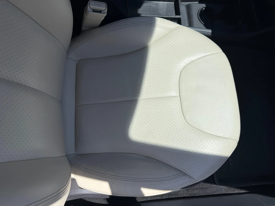 2012 Tesla Model S - Image 23 of 31