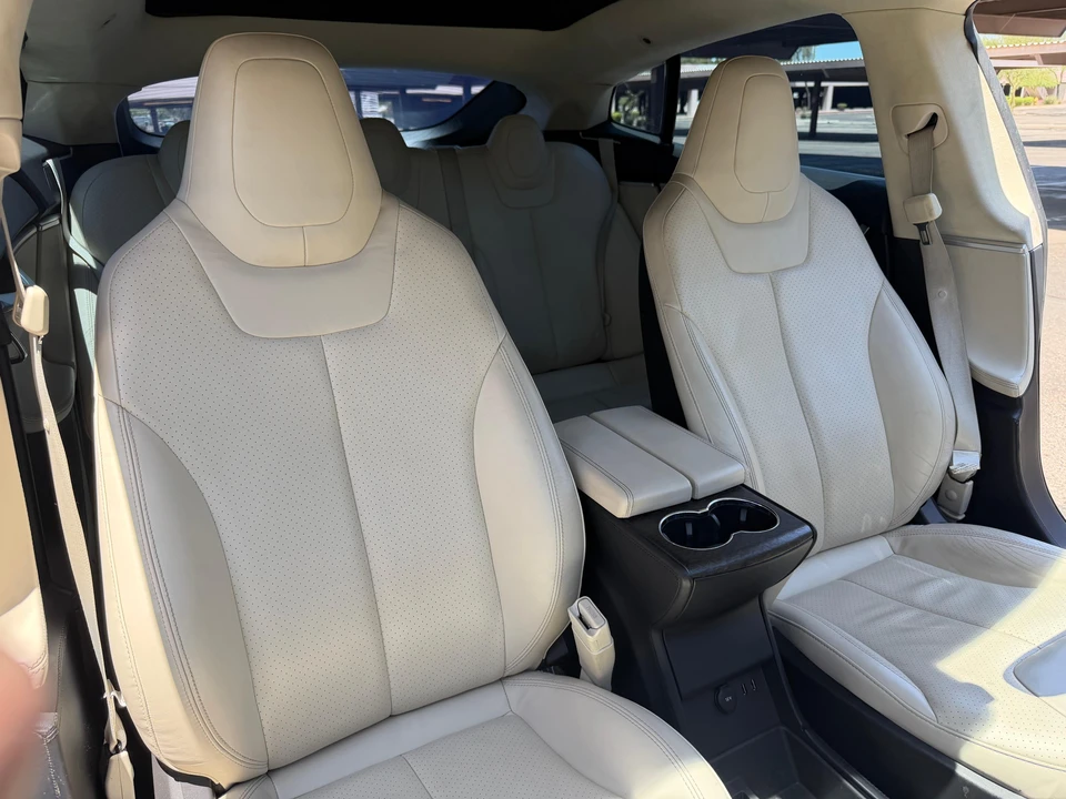 2012 Tesla Model S - Image 22 of 31