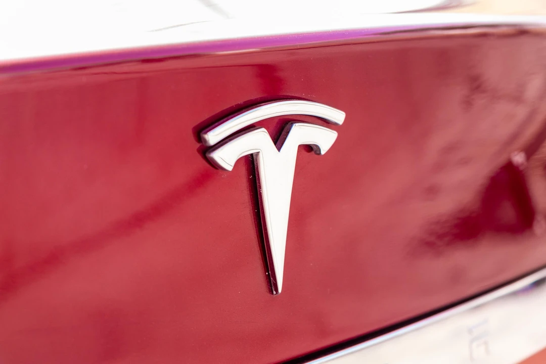 2012 Tesla Model S - Image 20 of 31