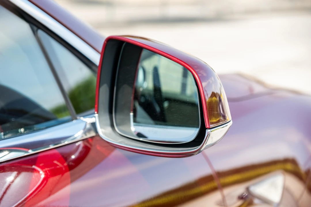 2012 Tesla Model S - Image 24 of 31