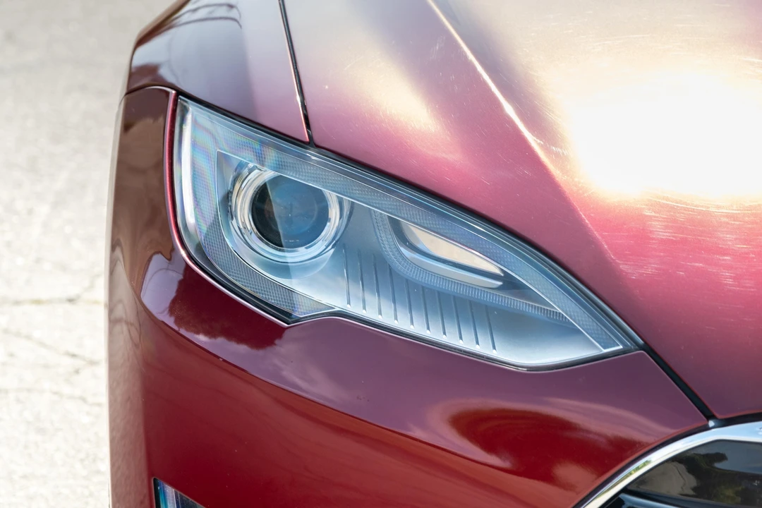 2012 Tesla Model S - Image 10 of 31
