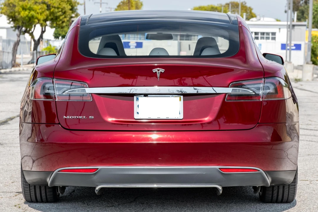 2012 Tesla Model S - Image 5 of 31