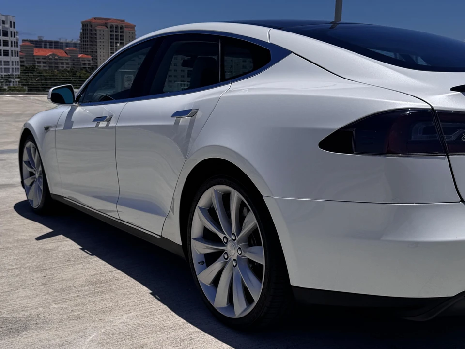 2012 Tesla Model S - Image 31 of 31