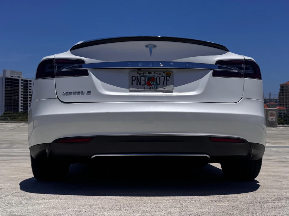 2012 Tesla Model S - Image 17 of 31