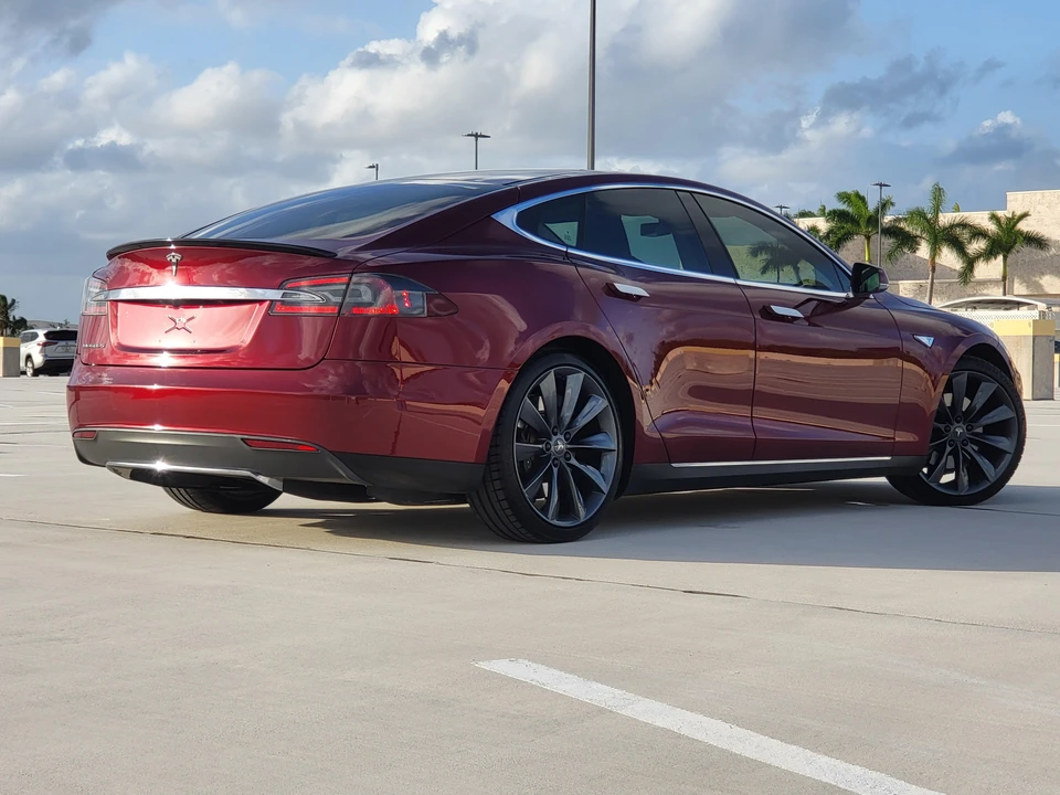2012 Tesla Model S - Image 14 of 31