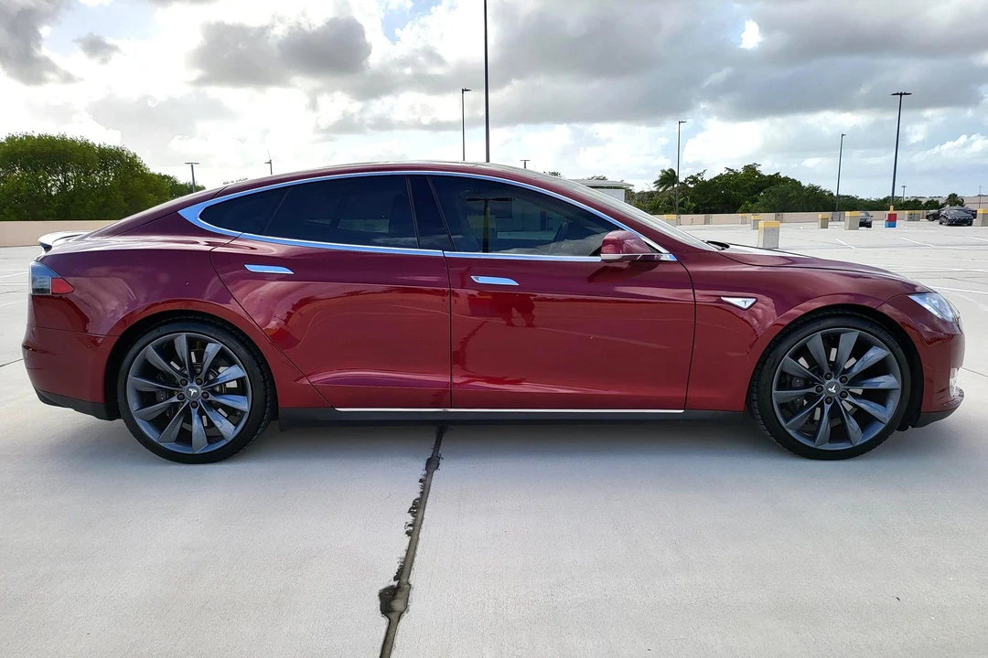 2012 Tesla Model S - Image 3 of 31