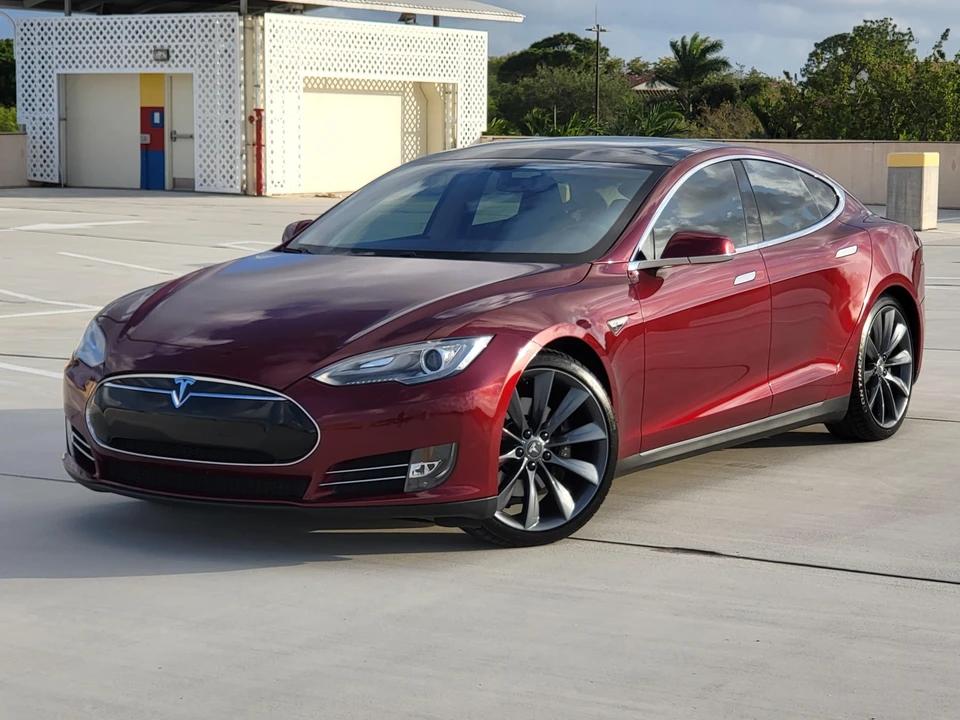 2012 Tesla Model S - Image 8 of 31